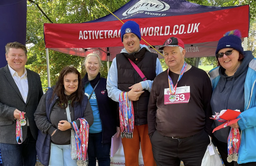 Dean Russell MP at Watford Mencap 10k Fun Run